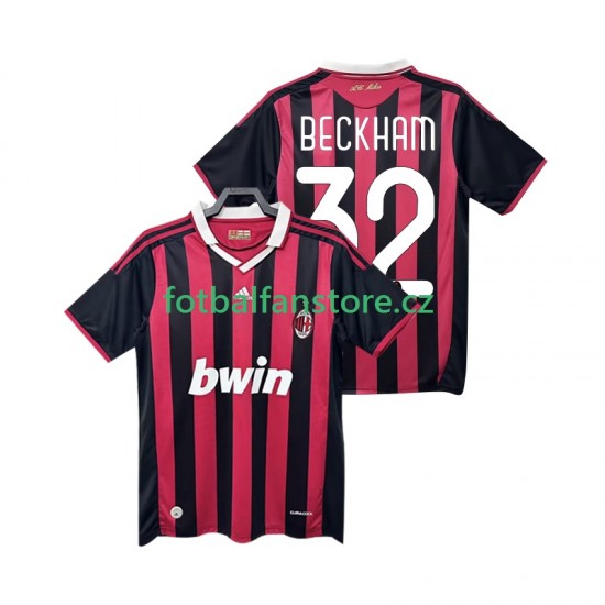 Muži Retro Domácí Dres AC Milán BECKHAM 32 2009 2010 Krátký rukáv Muži Retro Domácí Dres AC Milán BECKHAM 32 2009 2010 Krátký rukáv