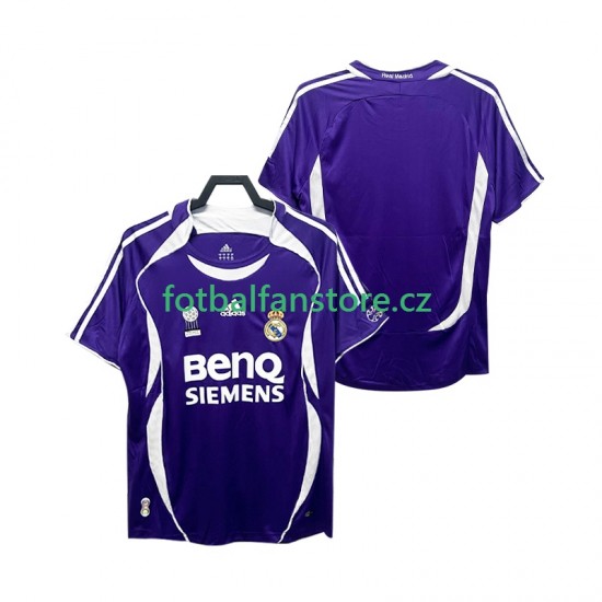Muži Retro Venkovní Dres Real Madrid 2006 2007 Krátký rukáv Muži Retro Venkovní Dres Real Madrid 2006 2007 Krátký rukáv